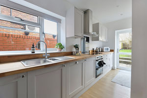 Photo 14- click for photo gallery